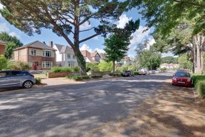 Streetview- click for photo gallery